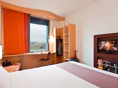 Ibis Barcelona Mollet Мольет-дель-Вальес