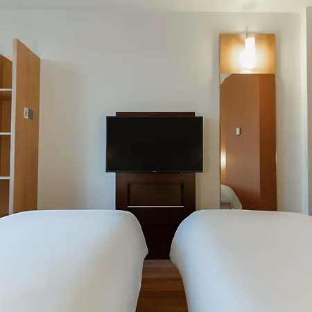 Ibis Barcelona Mollet 2*