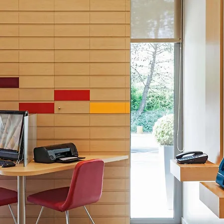 Ibis Barcelona Mollet Отель