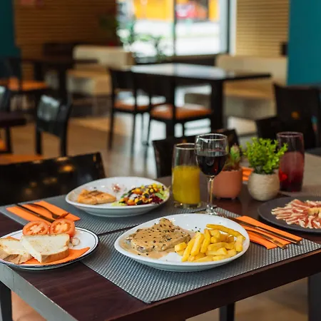 Hotel Ibis Barcelona Mollet 2*