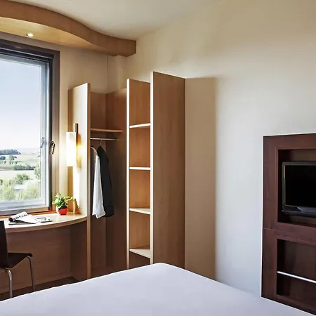 Ibis Barcelona Mollet Hotel 2*