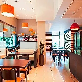 Отель Ibis Barcelona Mollet Мольет-дель-Вальес