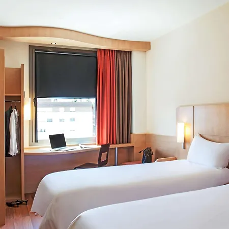 Отель Ibis Barcelona Mollet