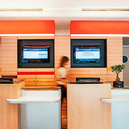 Ibis Barcelona Mollet Мольет-дель-Вальес