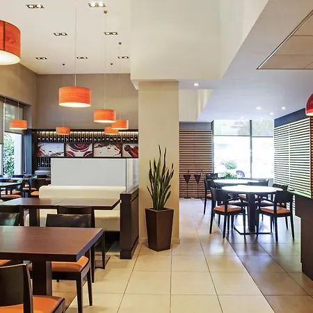 Ibis Barcelona Mollet 2*