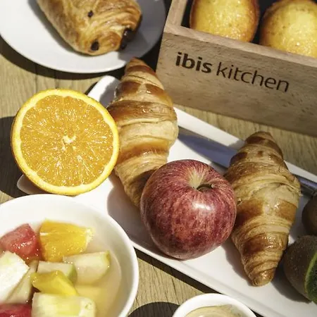 Ibis Barcelona Mollet 호텔 2*